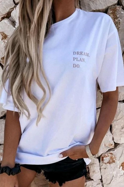 Blouses and tops with short sleeves