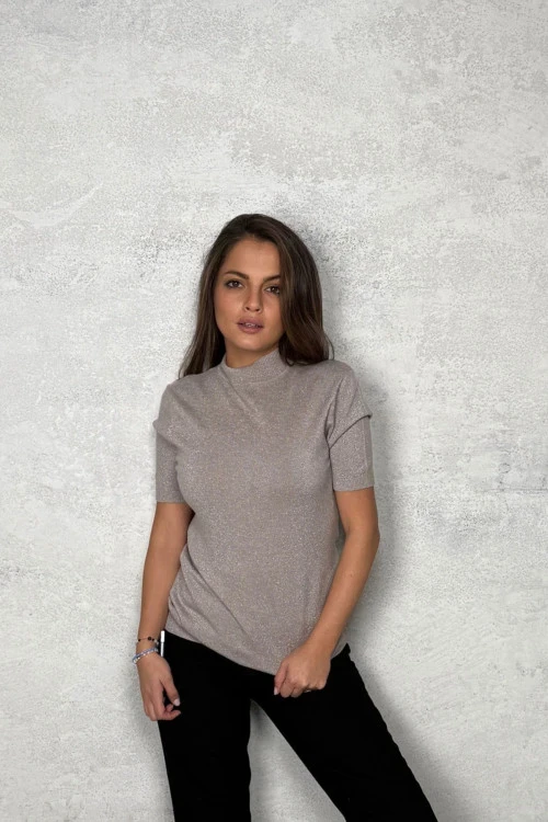 Dámska blúzka s krátkym rukávom