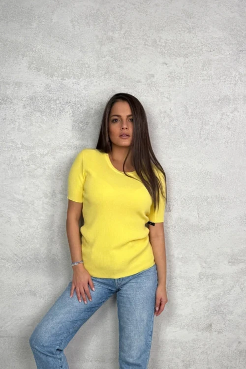 Dámska blúzka s krátkym rukávom