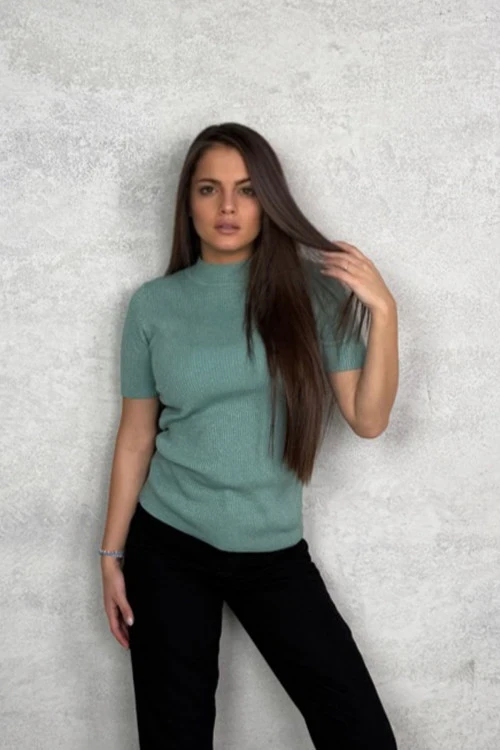 Dámska blúzka s krátkym rukávom