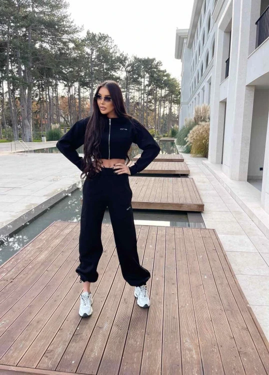 Дамски комплект от две части