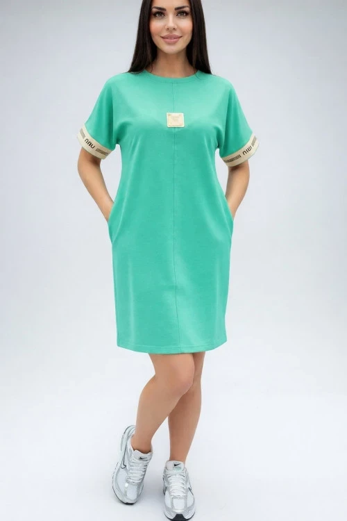 Дамска рокля с къс ръкав