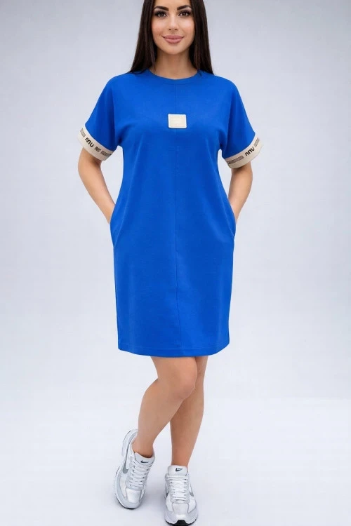 Дамска рокля с къс ръкав