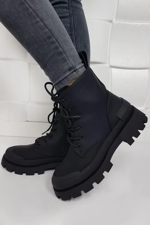 Womens boots