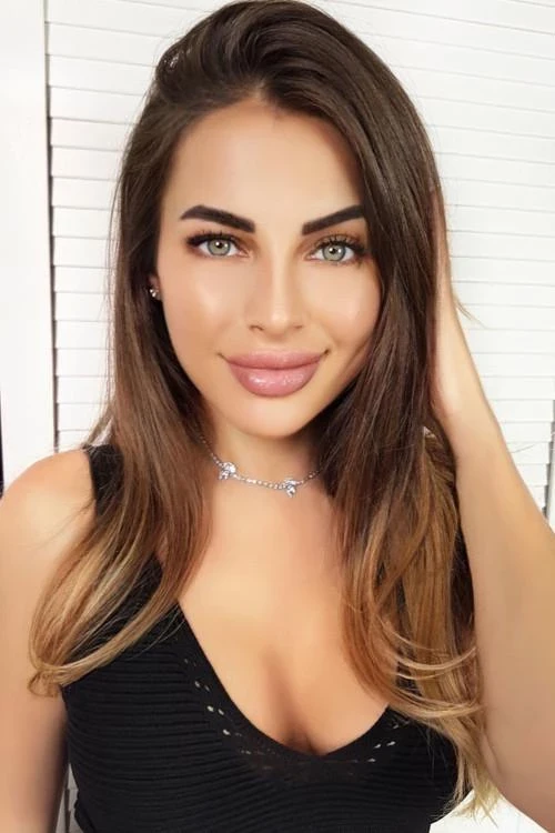 nyaklánc Swarovski kövekkel