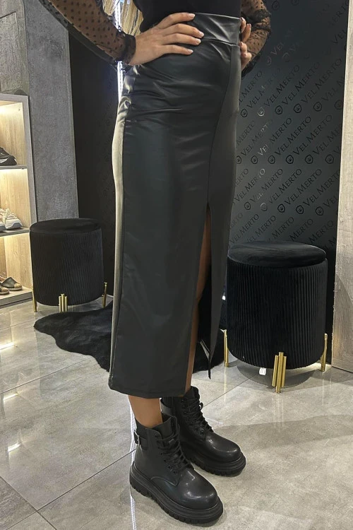 Ladies skirt