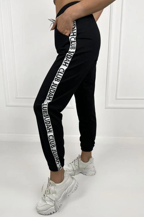 Pantaloni de sport cu siretri pentru femei