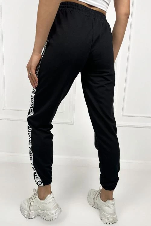 Womens sports pants with links