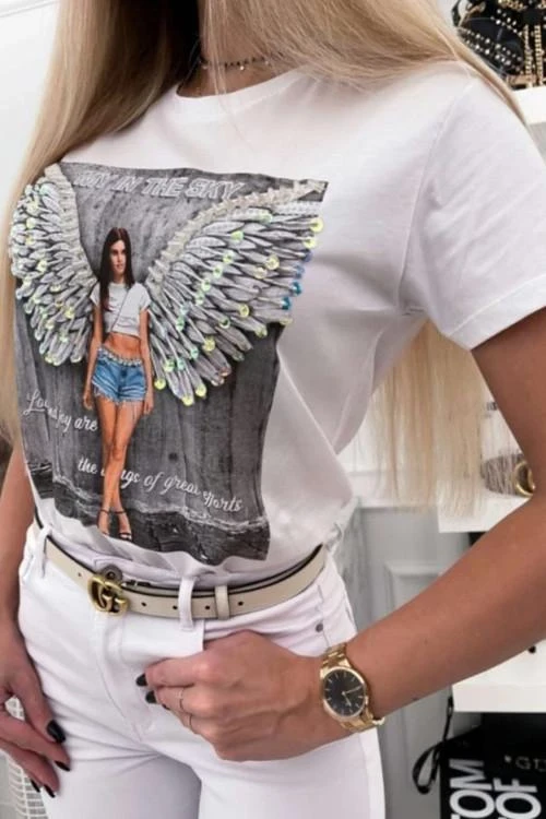 Blouses and tops with short sleeves