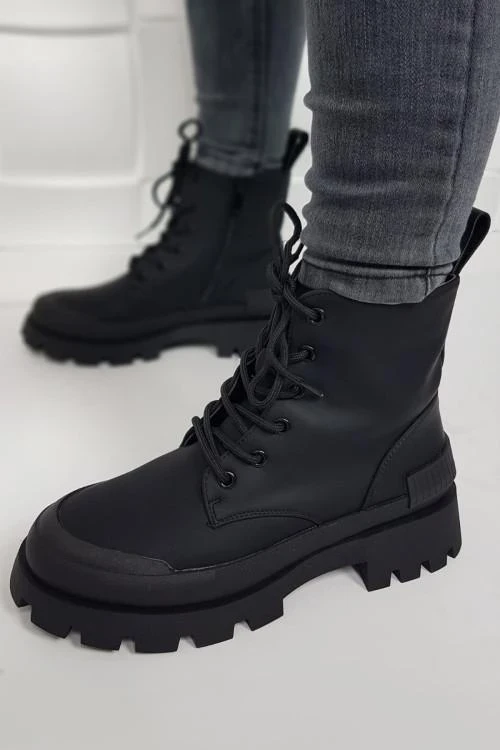 Womens boots