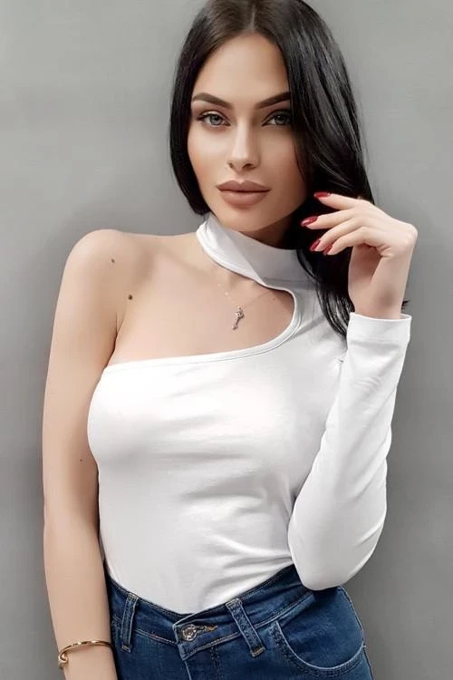 Rövid ujjú női blúz