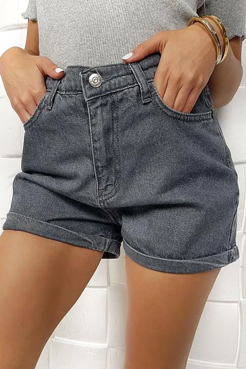 Ladies short pants