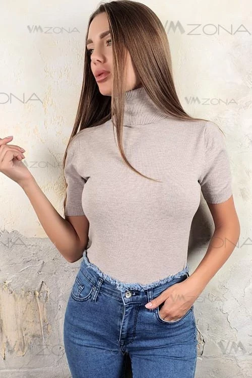 Ženska majica s kratkim rukavima i polo ovratnikom